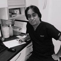 Dinesh Vegad – Implantologist